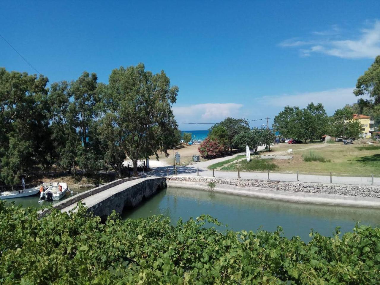 Monte Caputo Holiday House Alykes  Esterno foto